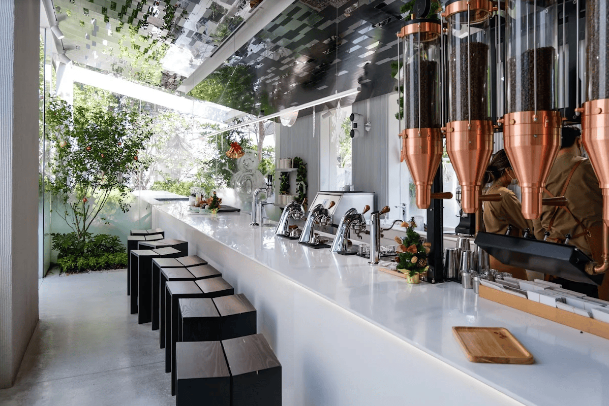 Nana Coffee Roasters drinks and seating